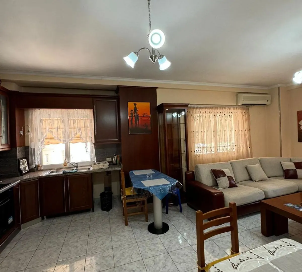 Seaview Penthouse In Saranda - Near The Beach